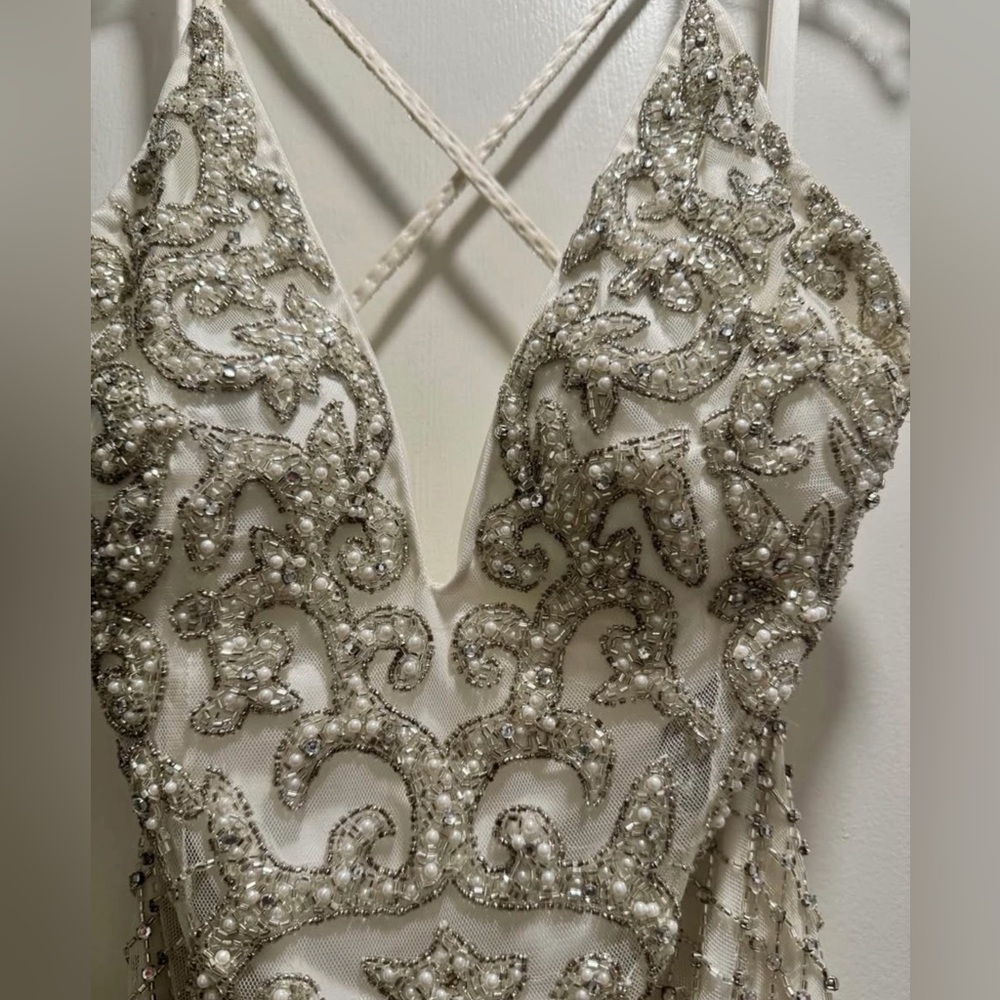 Formal Dress - Picture 4 of 6